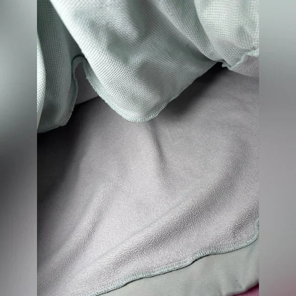 Nike Soft Gray Pullover Hoodie - Picture 13 of 13